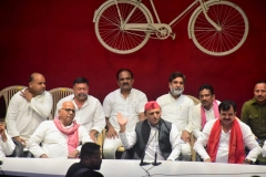 451020901_1004355111101518_4619244225933177566_n